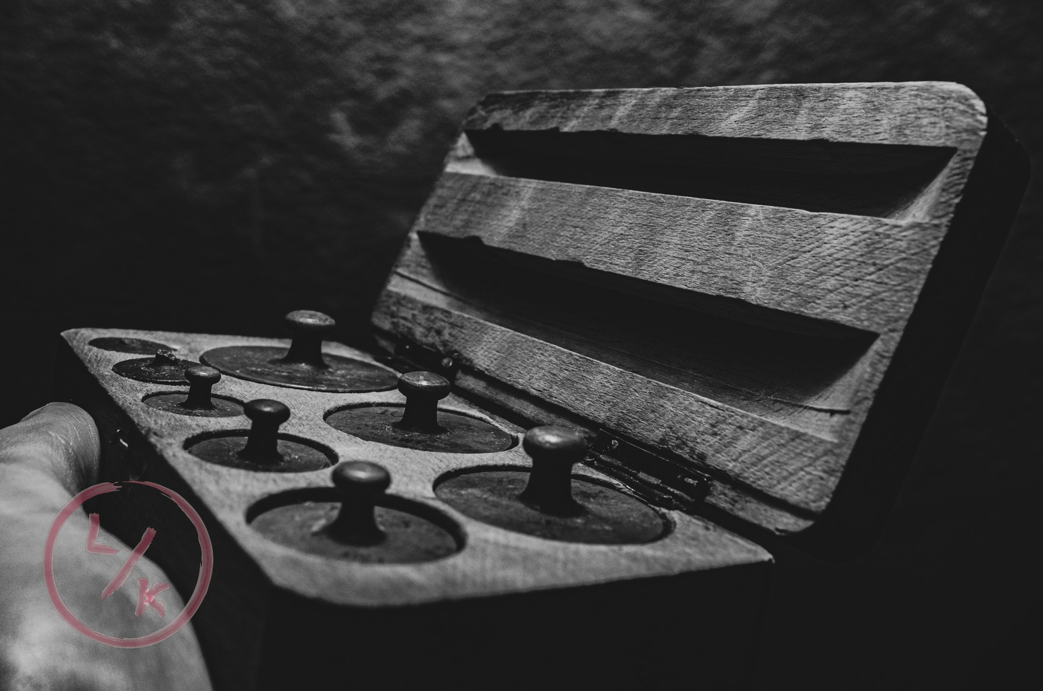 Weighing scales 1